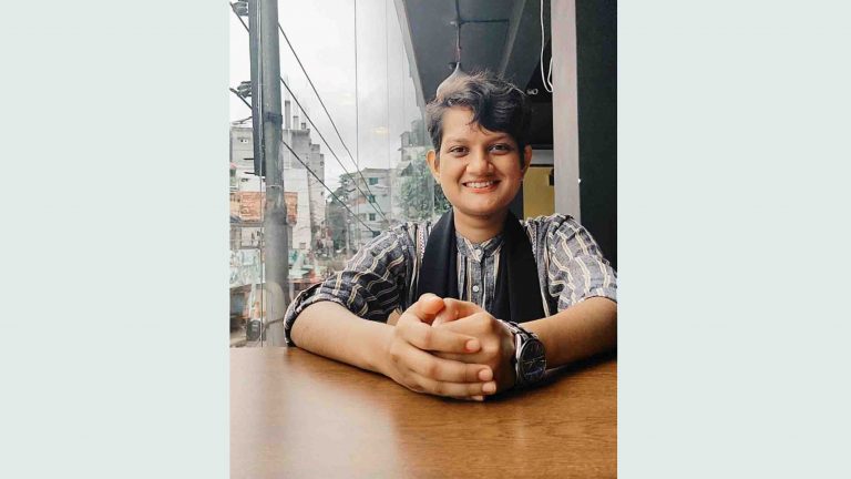 পৃথিবীর মুক্তির জন্য লড়াই করা মুক্তিযোদ্ধা রিচি